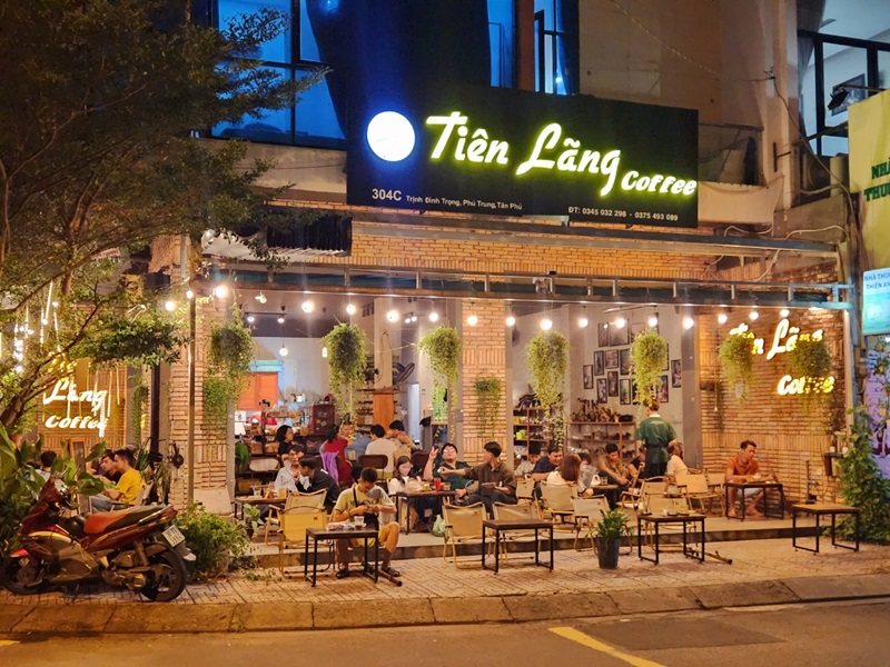 Tiên Lãng Coffee - Không gian cafe tình nhân Tân Phú cho người trẻ.